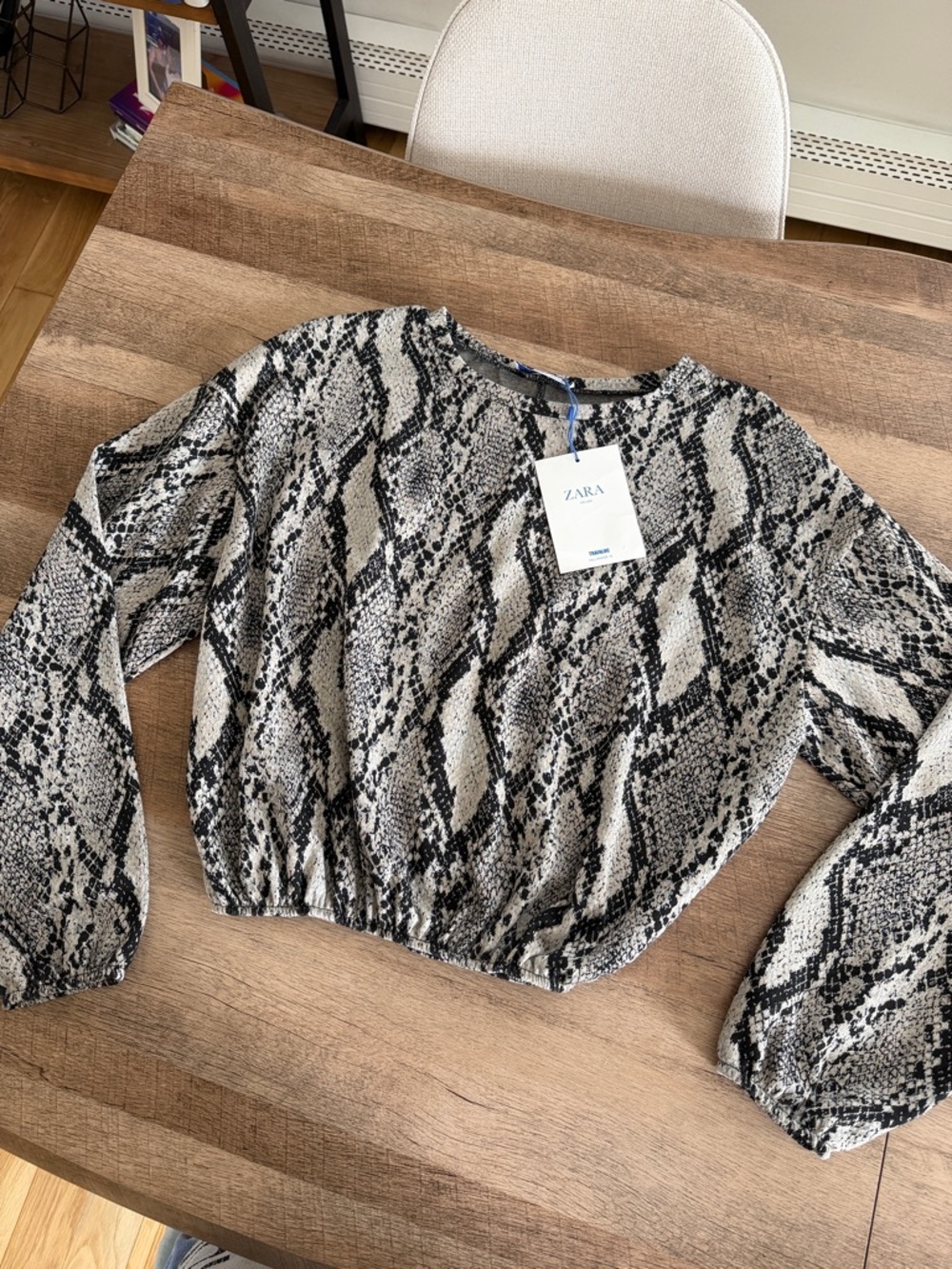 ZARA Black & Cream Snake-Print Long Sleeve Top